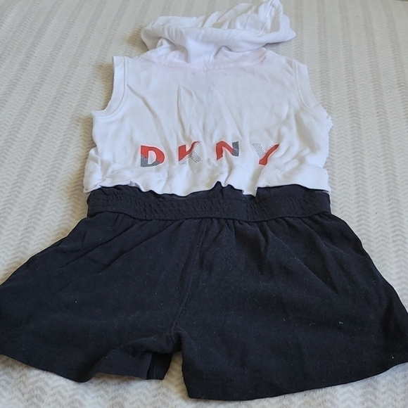 𝅺DKNY Girls Rompers - Picture 2 of 3